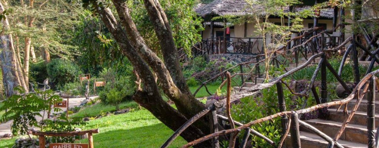 CRATER LAKE NAIVASHA (1)