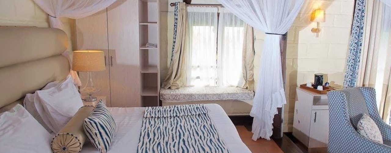 LAKE-NAIVASHA-GREAT-RIFT-VALLEY-LODGE-9