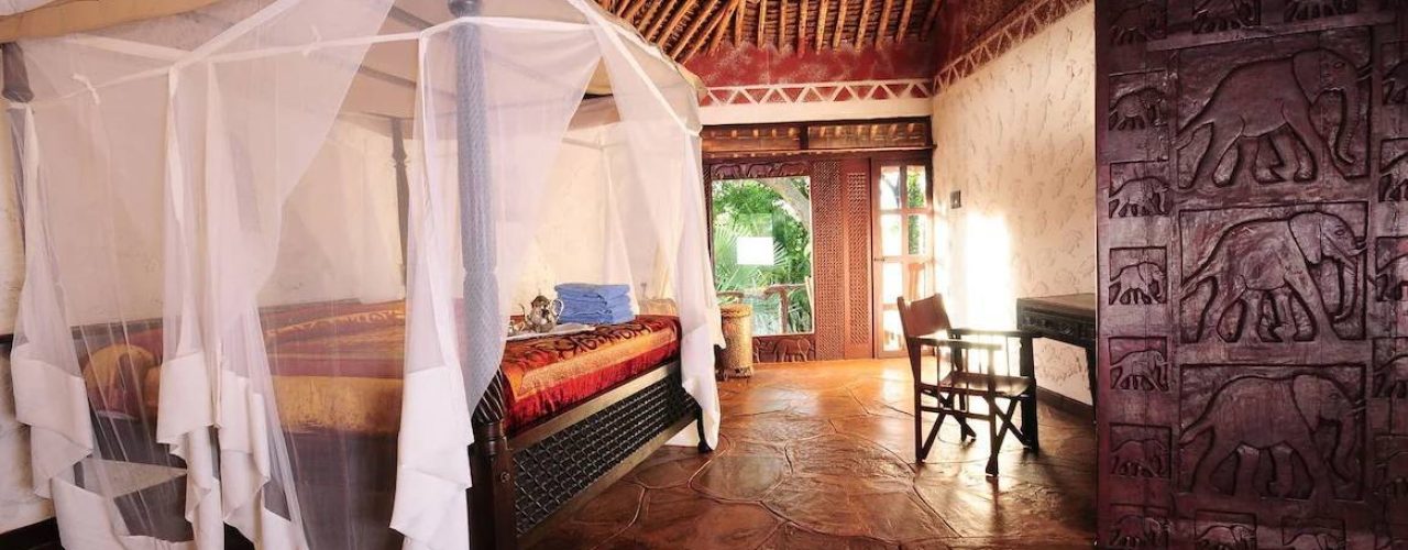 LEOPARD ROCK LODGE (2)