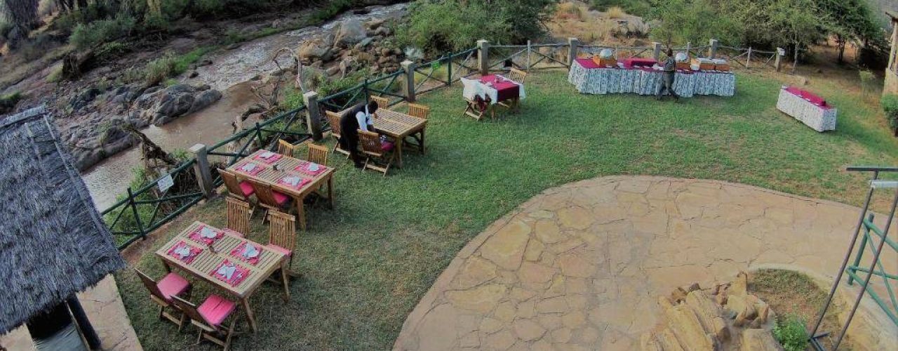 MAN EATERS CAMP (12)